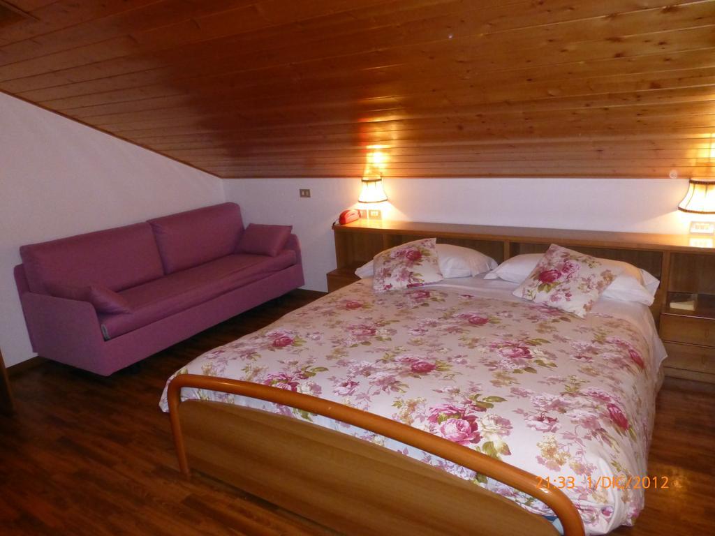 Hotel San Giovanni Vigo di Fassa Oda fotoğraf