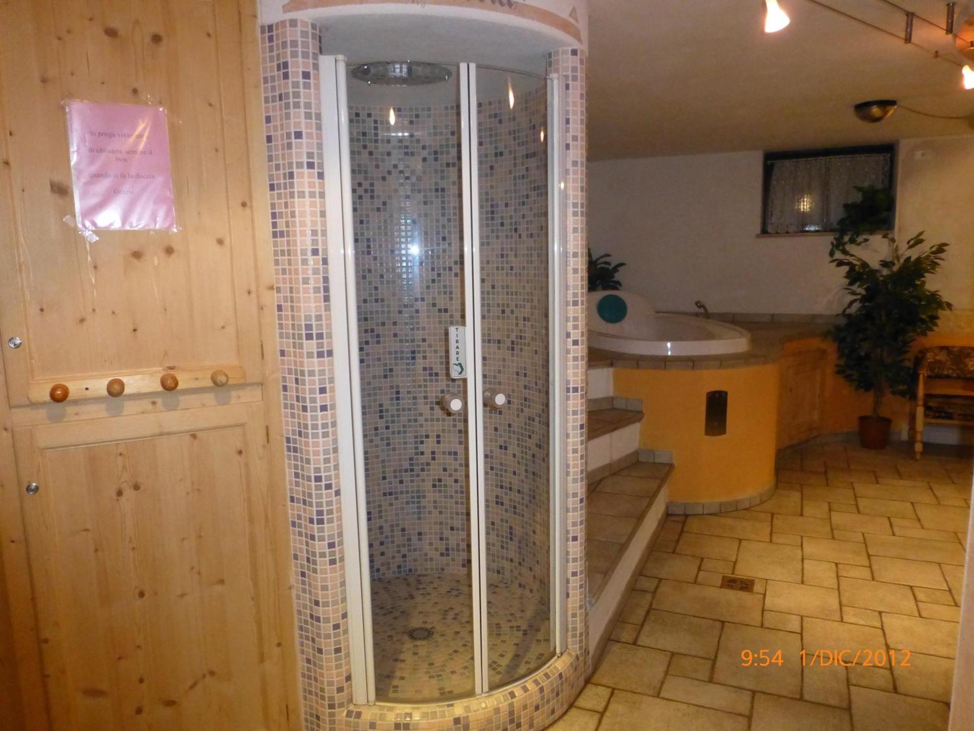 Hotel San Giovanni Vigo di Fassa Dış mekan fotoğraf