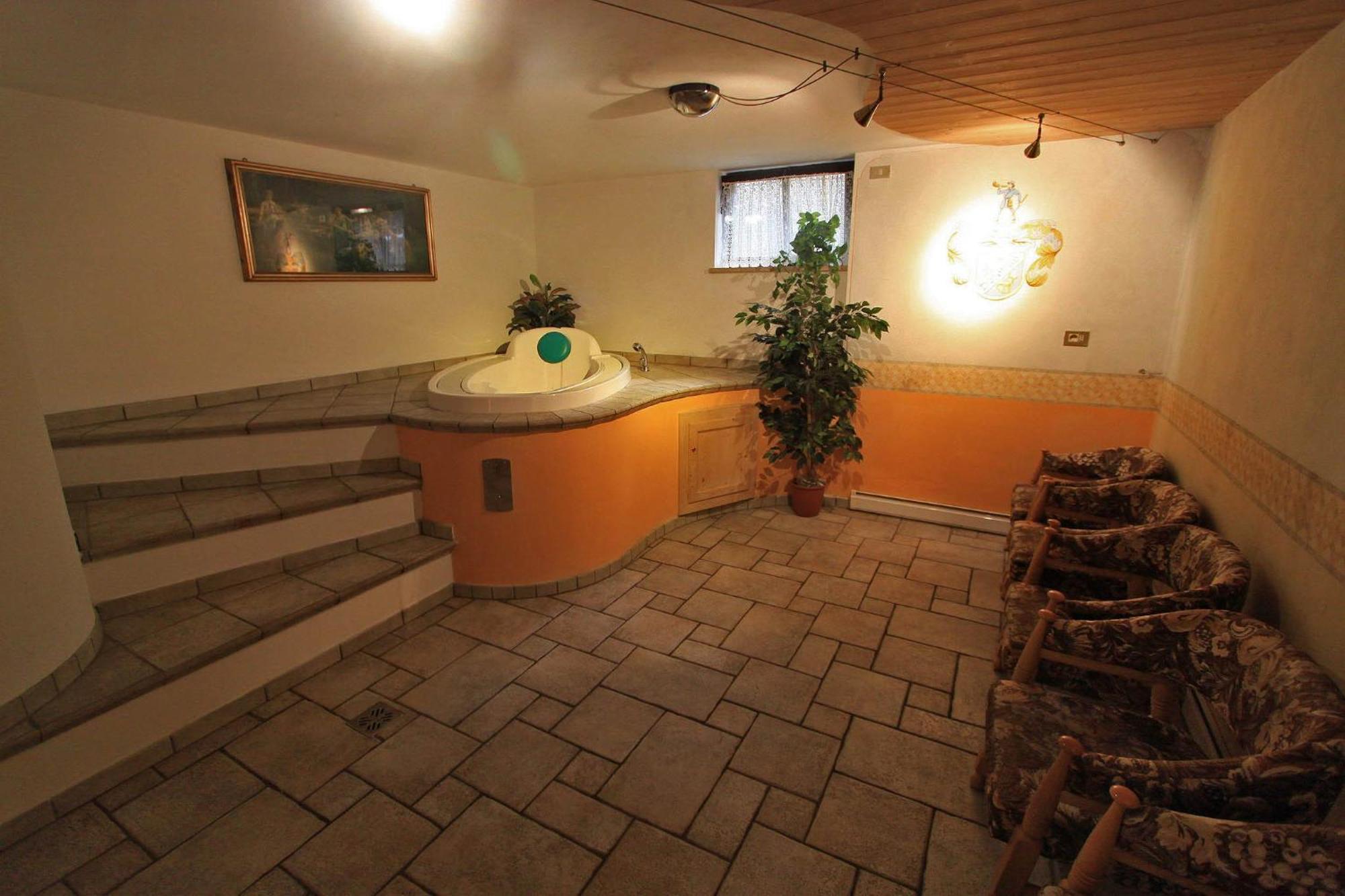 Hotel San Giovanni Vigo di Fassa Dış mekan fotoğraf