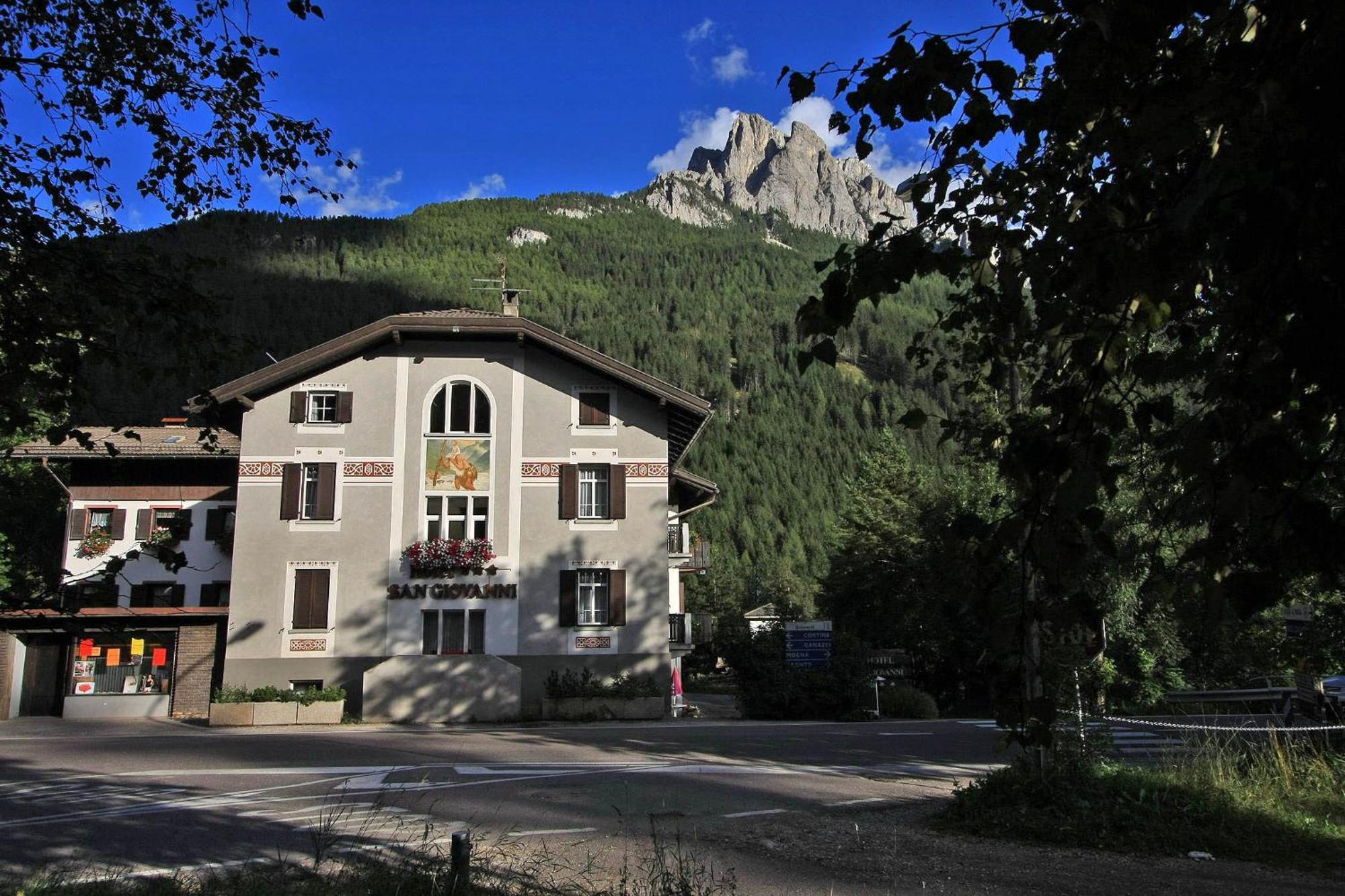 Hotel San Giovanni Vigo di Fassa Dış mekan fotoğraf