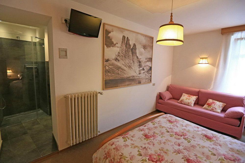 Hotel San Giovanni Vigo di Fassa Dış mekan fotoğraf