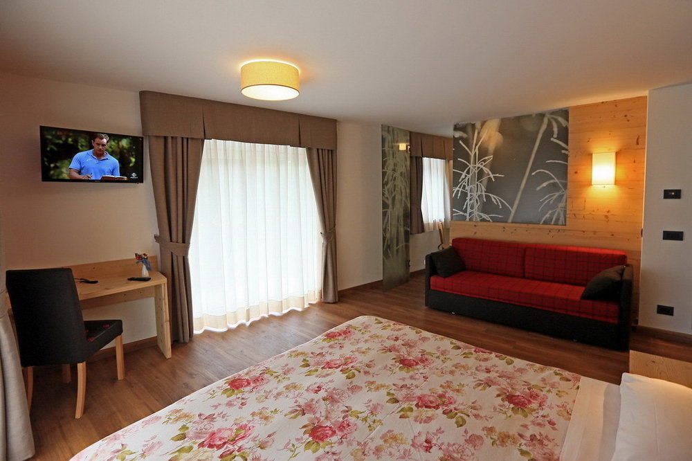 Hotel San Giovanni Vigo di Fassa Dış mekan fotoğraf